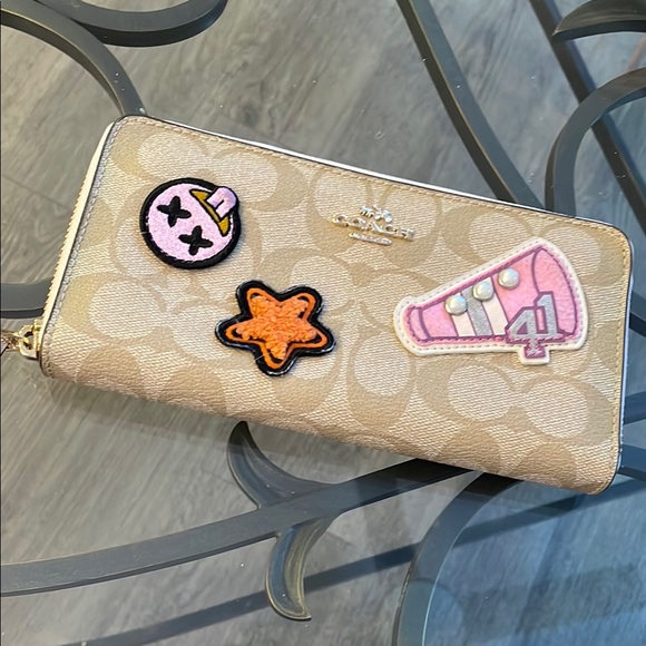 Coach Varsity Wallet - Picture 1 of 14